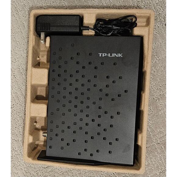 TP-LINK AC 1750 Wireless Dual Band DOCSIS 3.0 Cable Modem Router - Picture 4 of 5